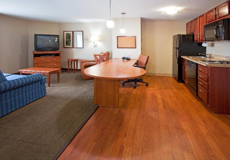 Candlewood Suites Fort Lauderdale Airport-Cruise By Ihg Eksteriør billede